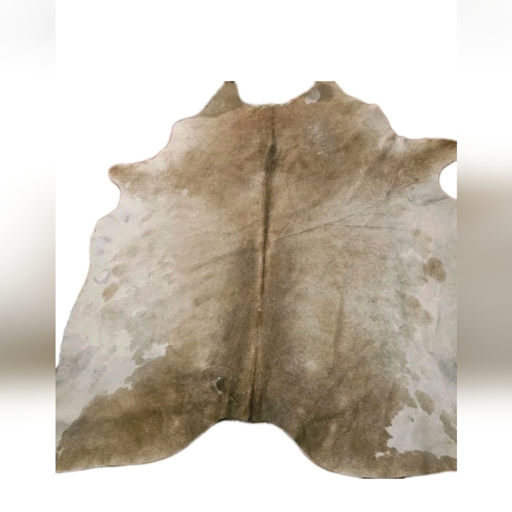 Brazilian Brown & White Cowhide Rug – Genuine Hair-On Hide – Large 85"x73"